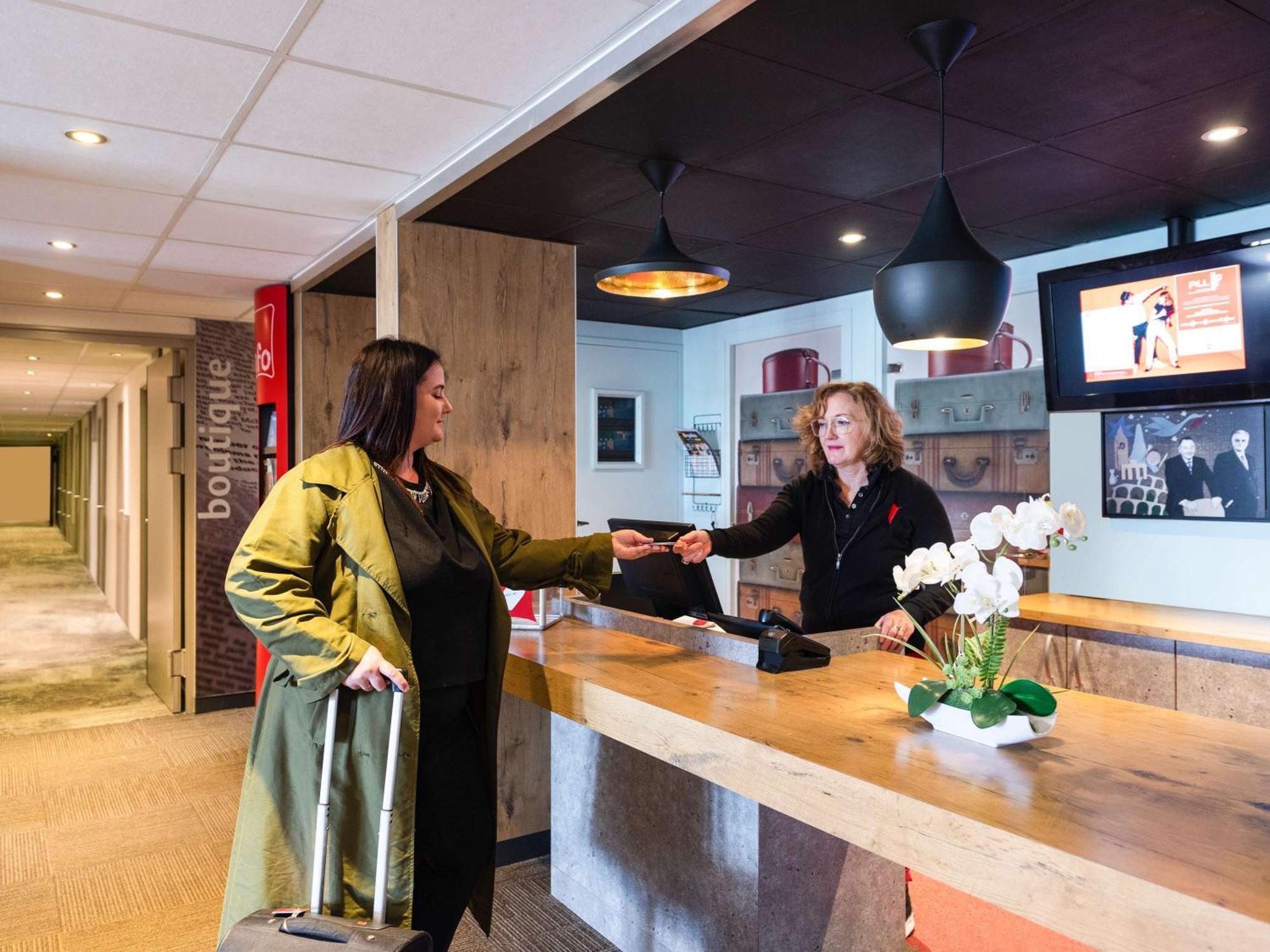 Ibis Chalon Sur Saone Nord Hotel Kültér fotó